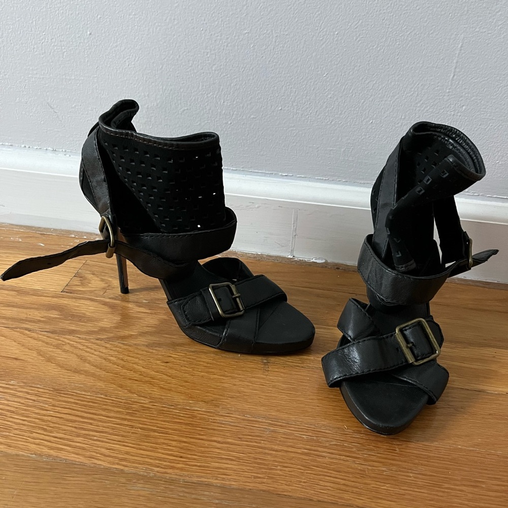 Leather heel